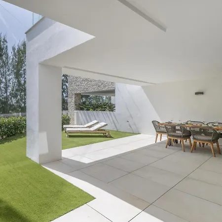 Artola Palm House * Marbella